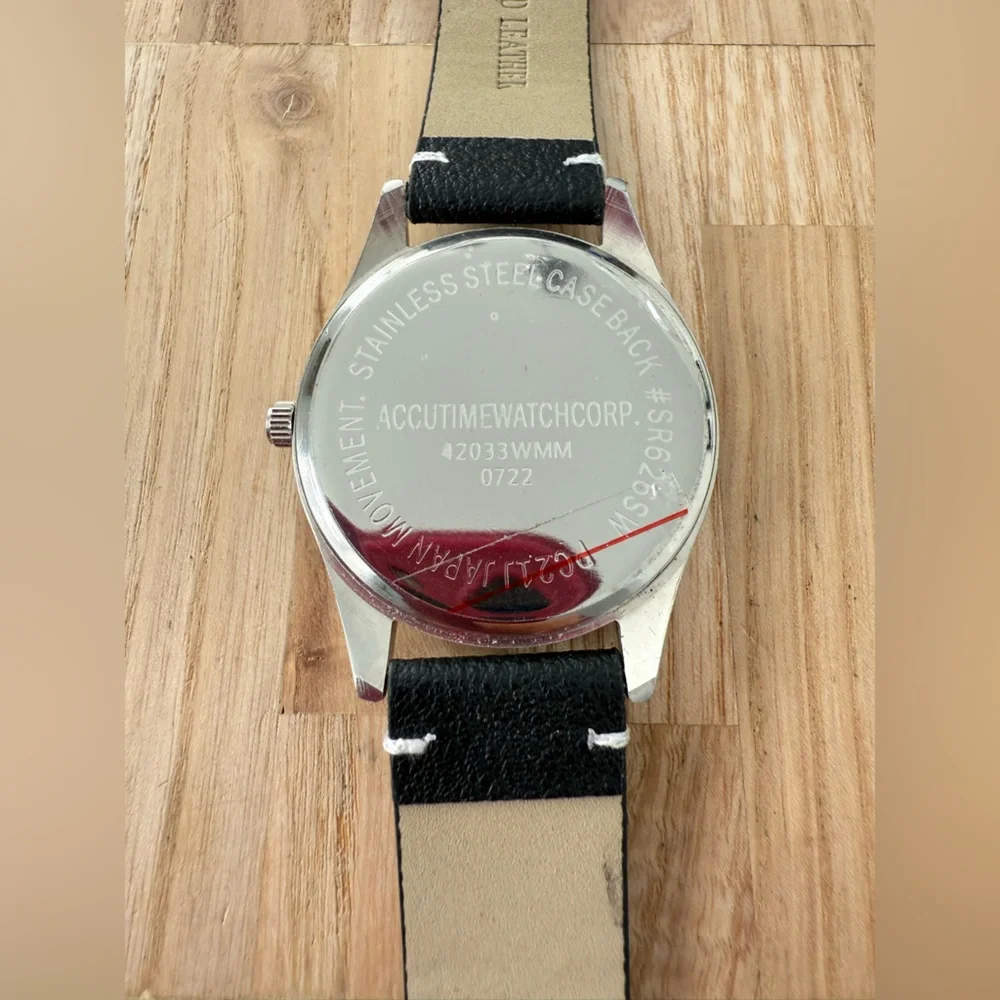 Unbranded mens black dial black strap fashion watch NEW BATTERY